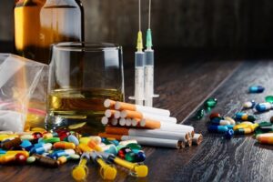 How-to-Identify-Drug-Alcohol-Abuse-in-Your-Workplace